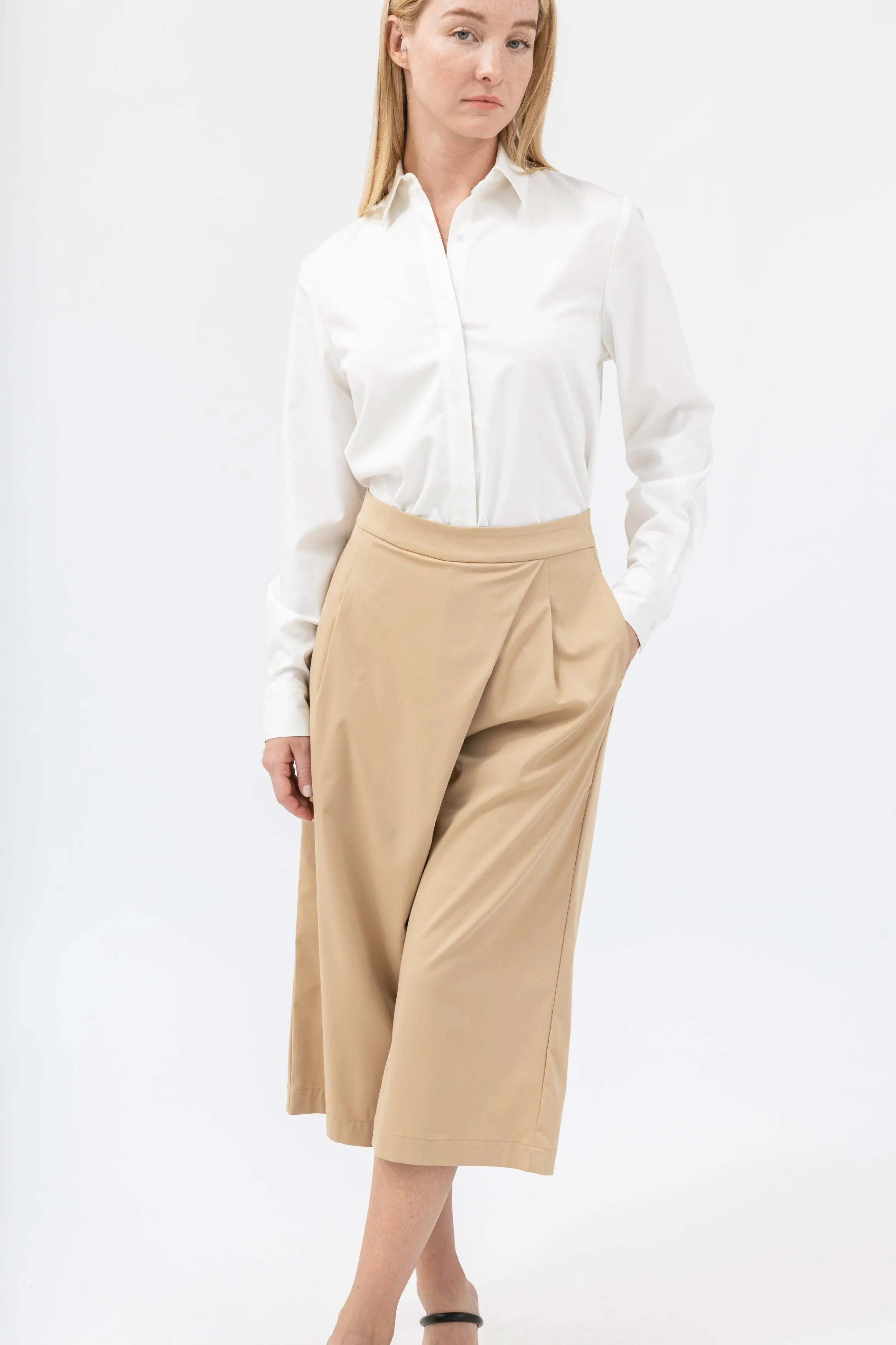 Bamboo Pleated Wide Cropped Pants