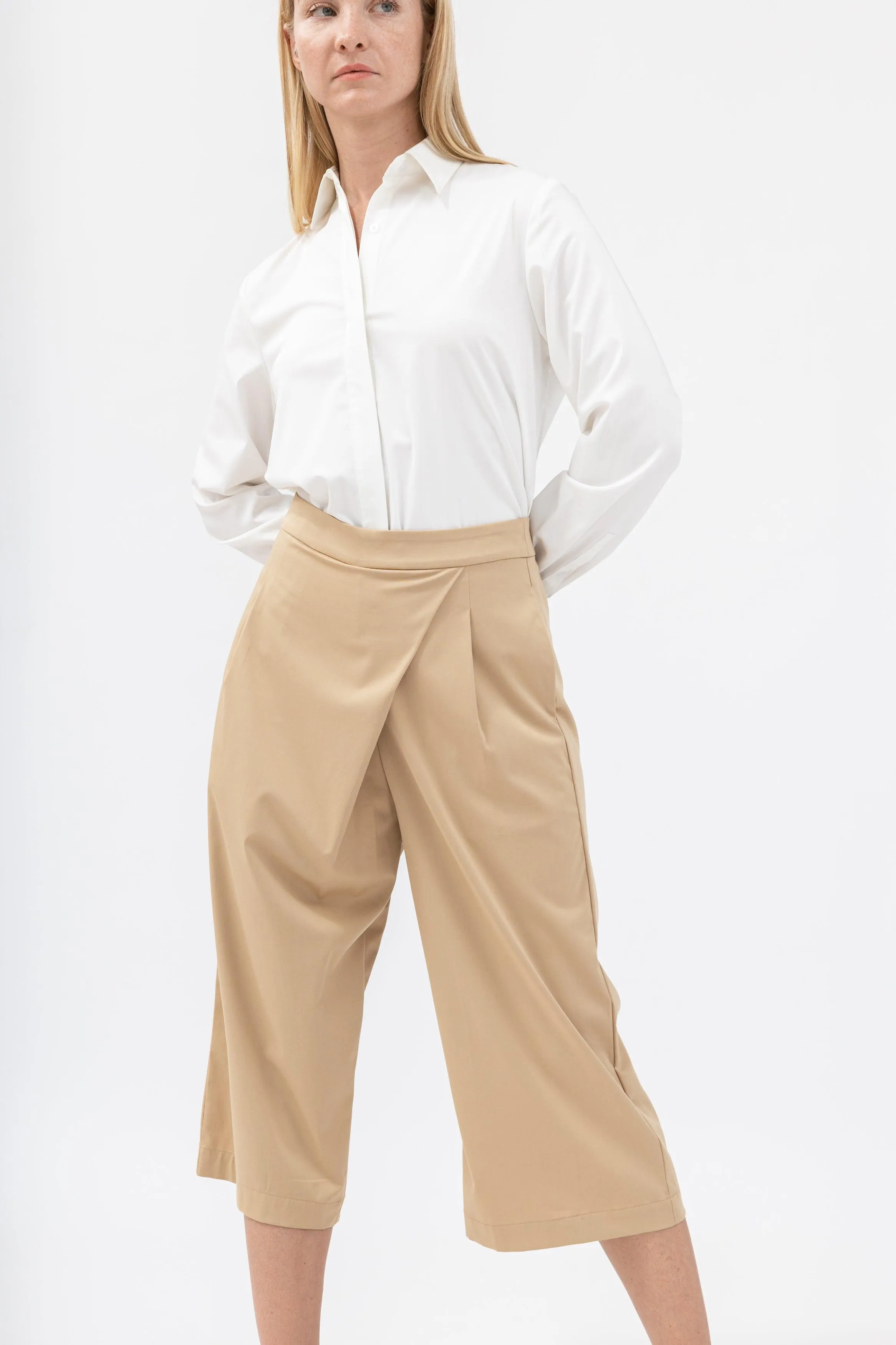 Bamboo Pleated Wide Cropped Pants