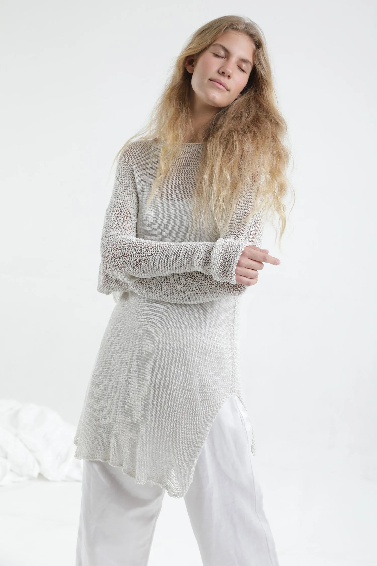 Loose knit sweater with side slits - Broken white