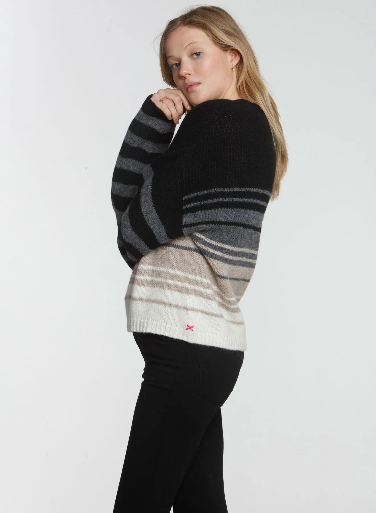 Nicki Cozy Stripe - Black