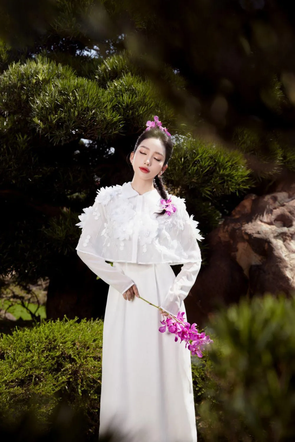 Vien Hi A-line Long Sleeved Organza Floor Length Ao Dai