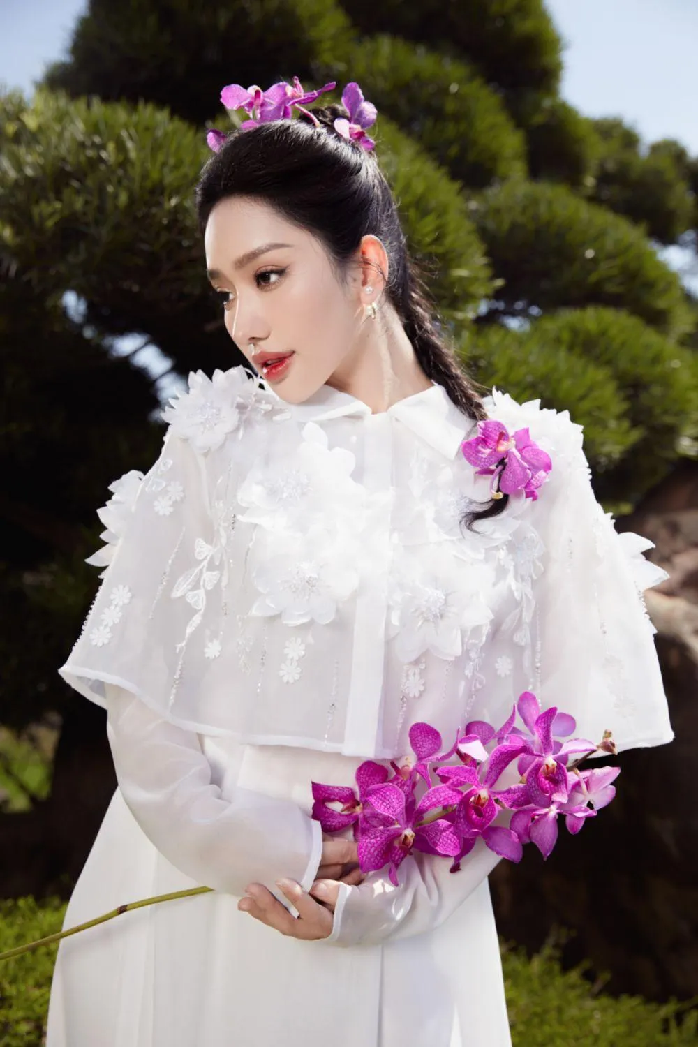 Vien Hi A-line Long Sleeved Organza Floor Length Ao Dai