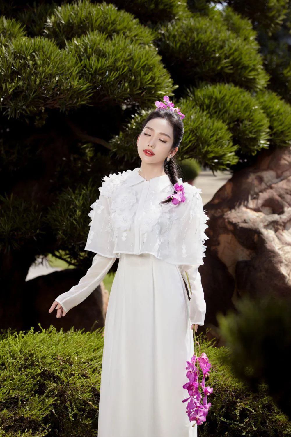 Vien Hi A-line Long Sleeved Organza Floor Length Ao Dai