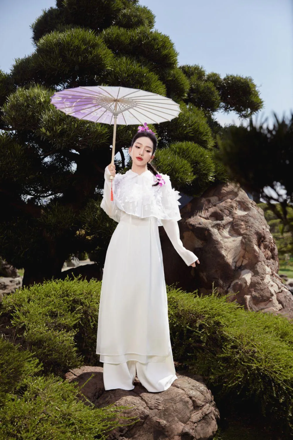 Vien Hi A-line Long Sleeved Organza Floor Length Ao Dai